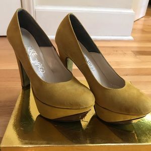 Mustard Suede Made Italy High Heels sz 38